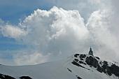 MONTE GUGLIELMO, la montagna che affascina! 22 aprile 2010 - FOTOGALLERY